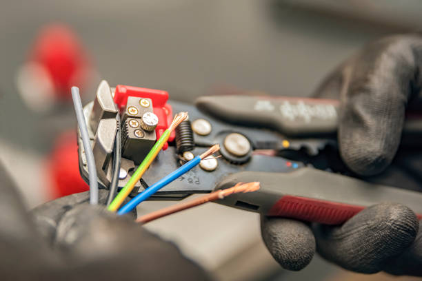 Best Electrical Outlet Repair  in Kalida, OH